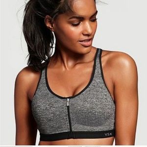 NWT Victoria's Secret Knockout Bra 32C